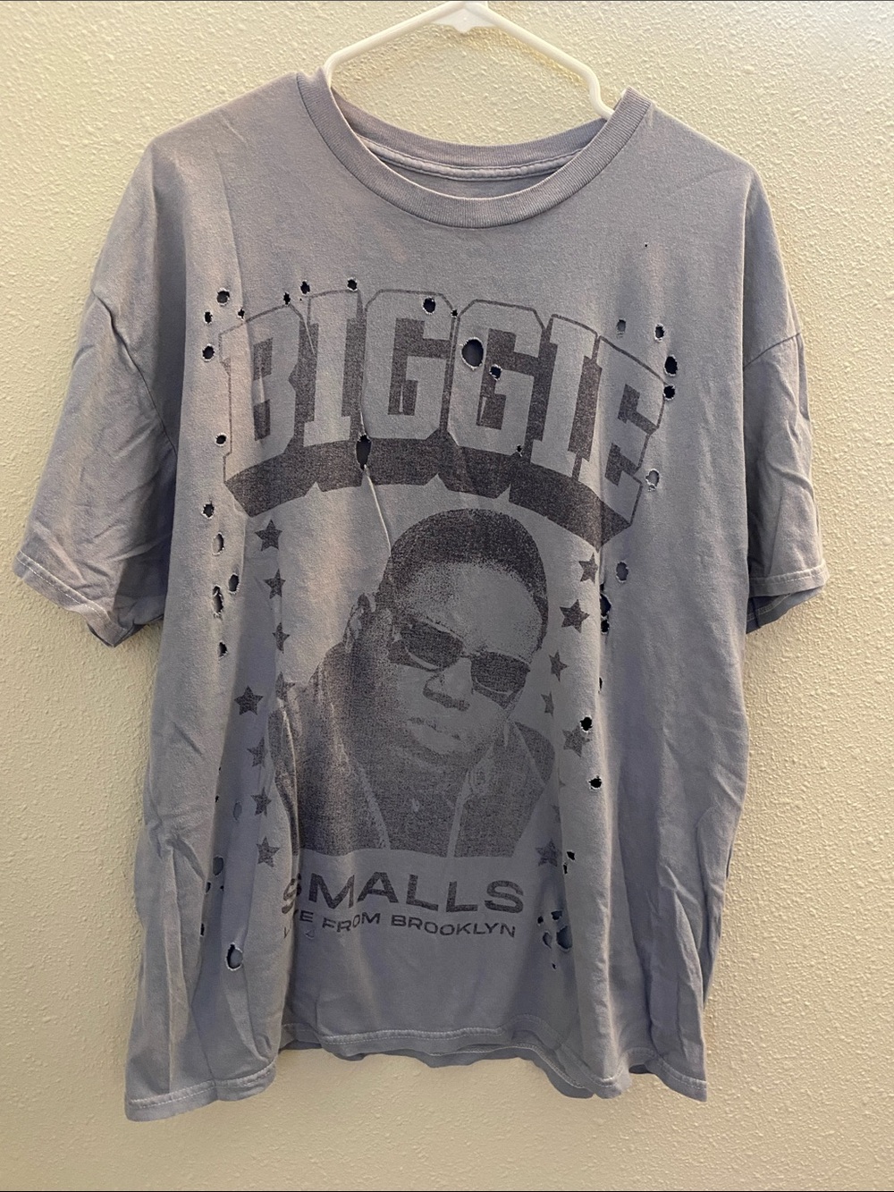 Graphic Tee - Gray Woman’s Shirt